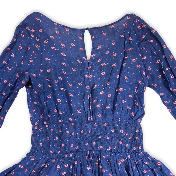 👗 UO Kimchi Blue Isabella Smocked Mini Floral Dress Navy Blue M - Picture 5 of 8